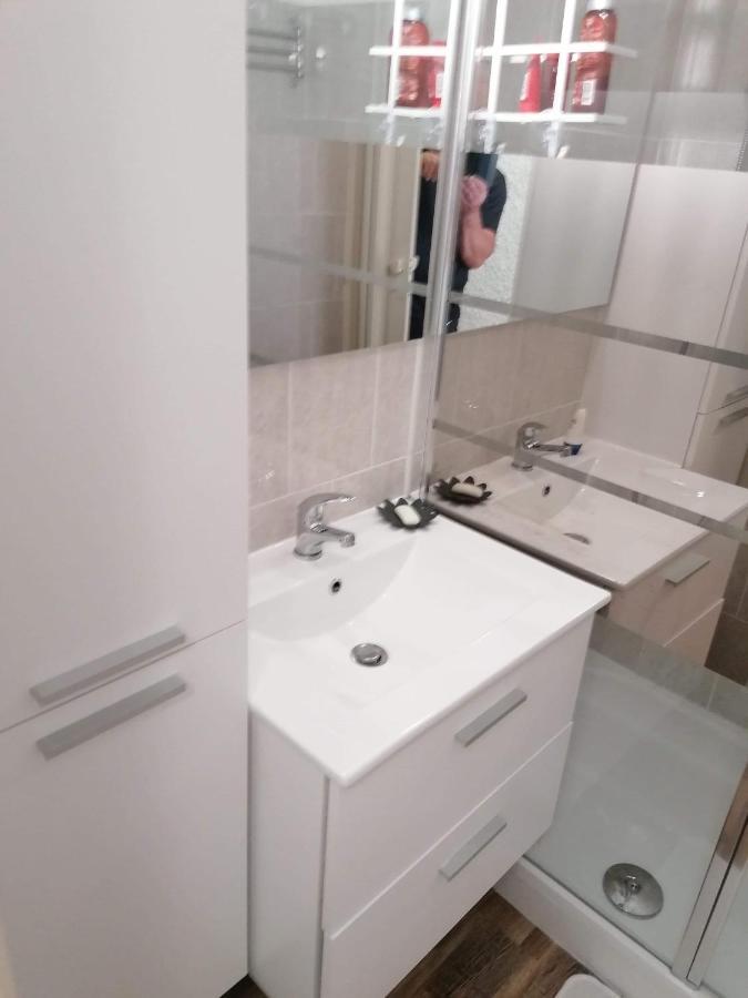 Studio Vue Sur La Mer Au 6Eme Et Dernier Etage Canet Exterior foto